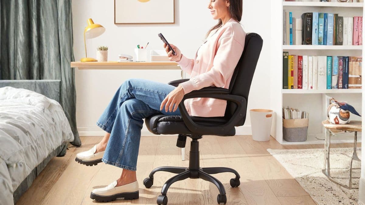 Comfortable, Affordable, Reliable: Why the Amazon Basics Puresoft Chair Works